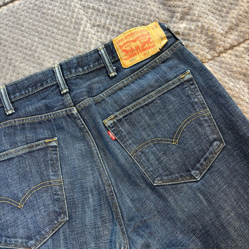 Levi Strauss‎ 501 Mens Jeans W38 L32 Dark Wash Button Fly Straight Leg Denim